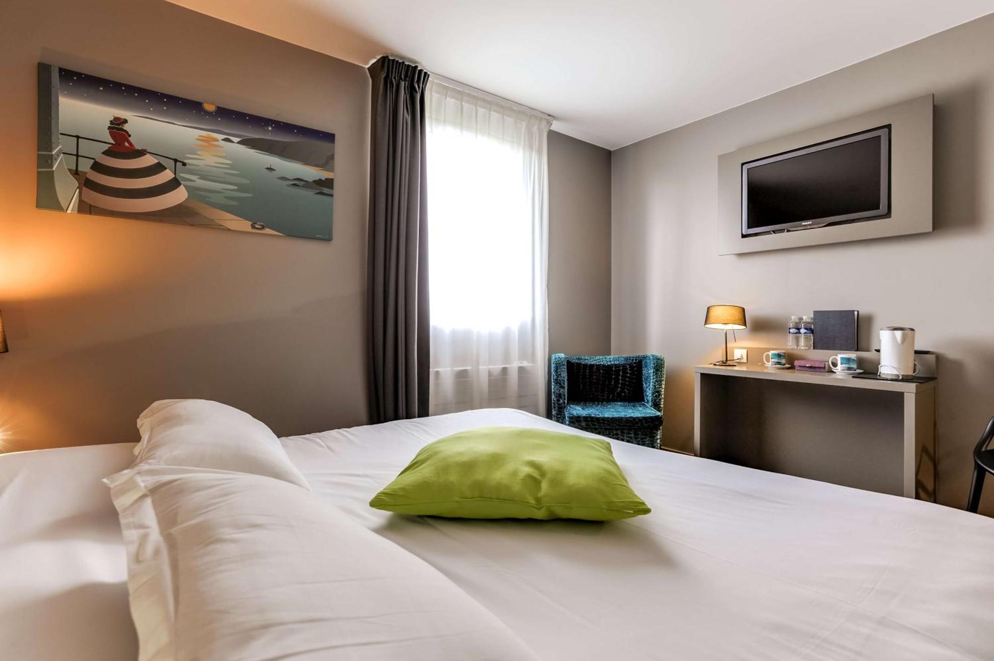 Brit Hotel Le Galion & Spa 比尼克 外观 照片