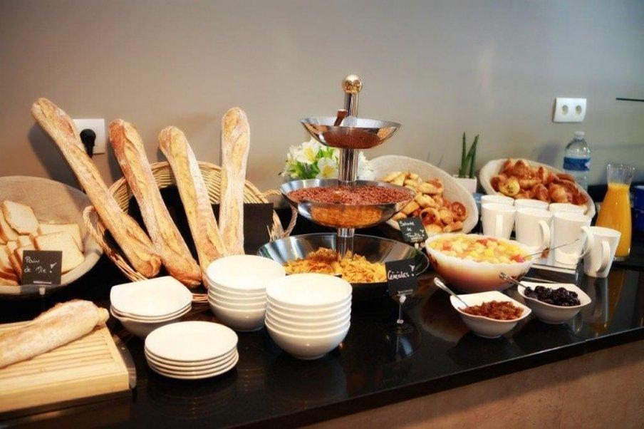 Brit Hotel Le Galion & Spa 比尼克 外观 照片